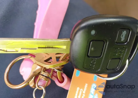 2005 Lexus Es 330 z USA, uszkodzony, nr VIN JTHBA30G955135118